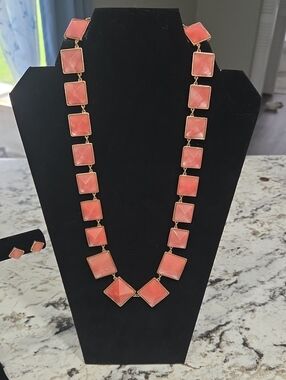 Gold-Tone Coral Square Pendant Necklace and Earrings Set